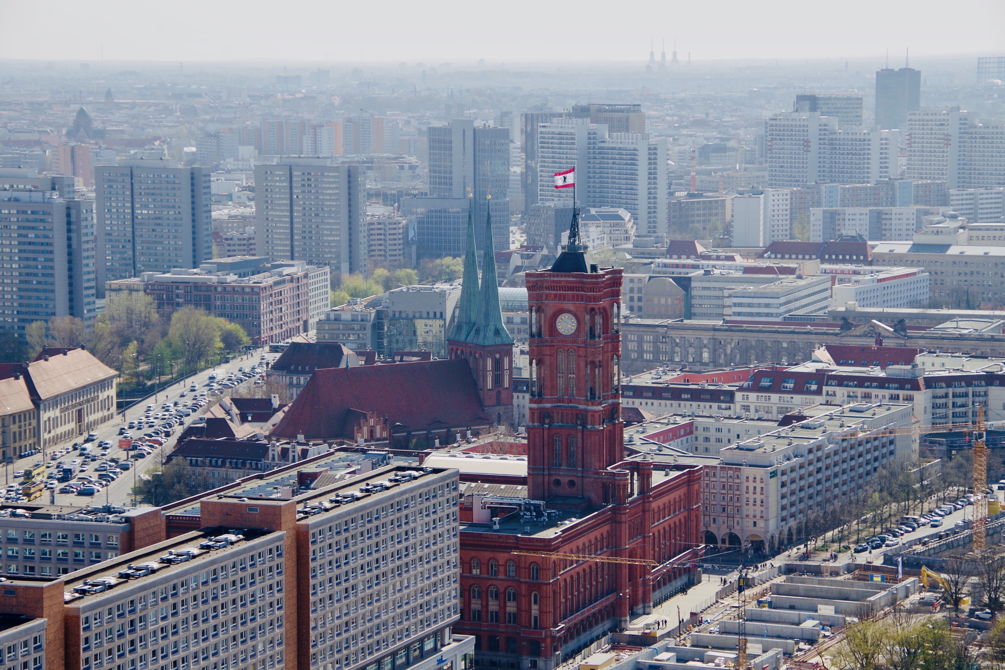 Rotes Rathaus.jpeg