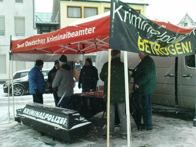 5. Mahnwache in Euskirchen gegen die Personalpolitik des NRW-Innenministers, Dr. Ingo Wolf, FDP