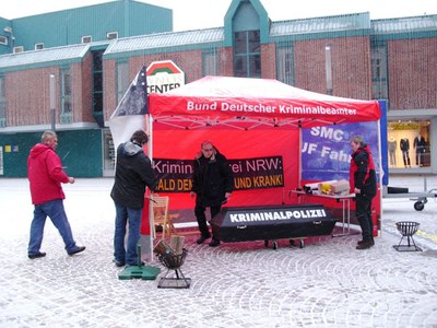 8. Mahnwache am 10.02.2010 in Gelsenkirchen gegen die Personal- und Kriminalpolitik des NRW-Innenministers, Dr. Ingo Wolf