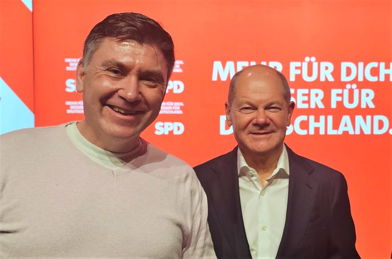 Lars Doebel und Bundeskanzler Olaf Scholz