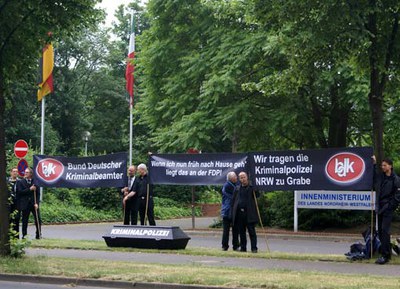 Schluss mit dem Stellenklau - Öffnung der Obergrenzen A12/13 jetzt!!!