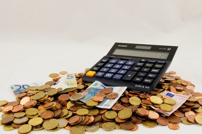 Soso!!!!!! "1,1 Milliarden mehr bis 2019 im Landeshaushalt“ Niedersachsen schwimmt im Geld